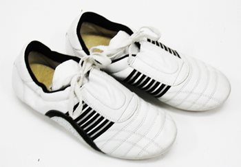 נעלי לחימה חצאיות עhttp://web.2all.co.il/cms/SB_ManageProductContent.aspx?PicID=1836742&SB_ID=490550ור