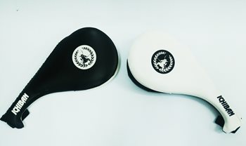 כרית רקטה כפולה לבעיטות